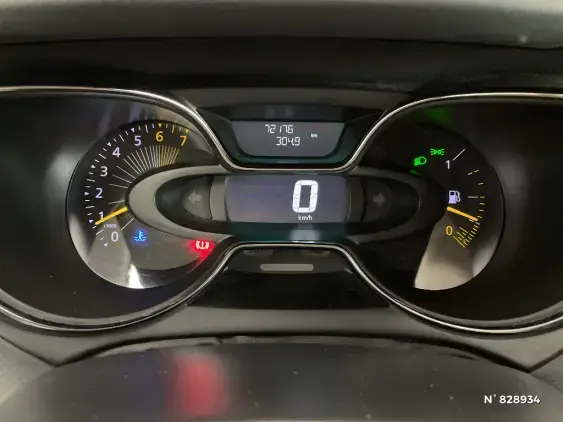 RENAULT CAPTUR - voiture d'occasion - Photo 12