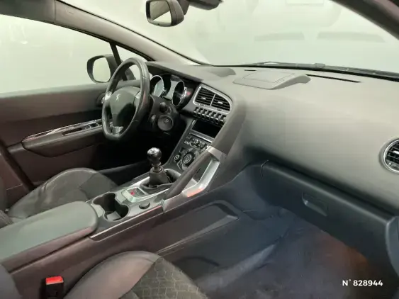 PEUGEOT 3008 - voiture d'occasion - Photo 10