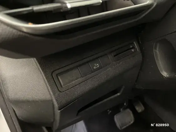 PEUGEOT 5008 II - voiture d'occasion - Photo 15