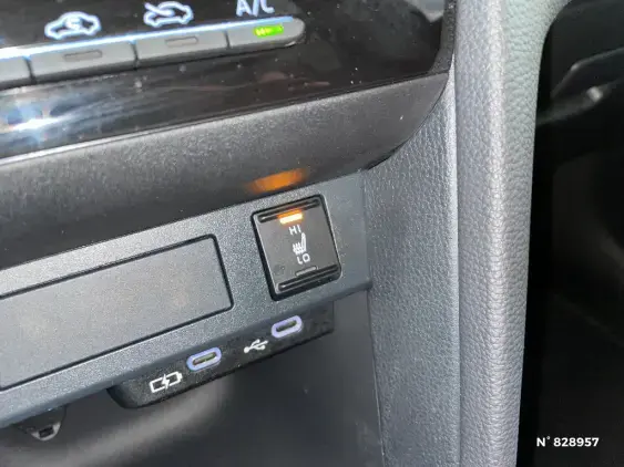 TOYOTA YARIS CROSS I - voiture d'occasion - Photo 27