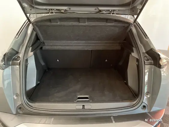PEUGEOT 2008 II - voiture d'occasion - Photo 7