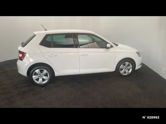 SKODA FABIA III - voiture d'occasion - Photo 5