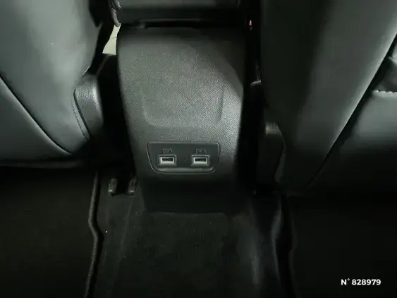 PEUGEOT 208 II - voiture d'occasion - Photo 26