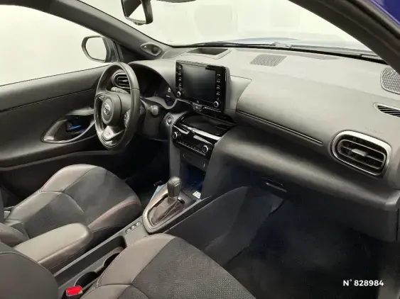 TOYOTA YARIS CROSS I - voiture d'occasion - Photo 10