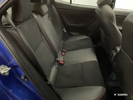 TOYOTA YARIS CROSS I - voiture d'occasion - Photo 11