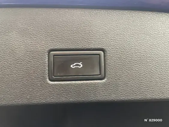 VOLKSWAGEN T-ROC - voiture d'occasion - Photo 26