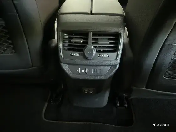 PEUGEOT 5008 II - voiture d'occasion - Photo 29