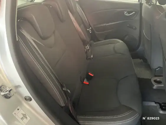 RENAULT CLIO IV - voiture d'occasion - Photo 11