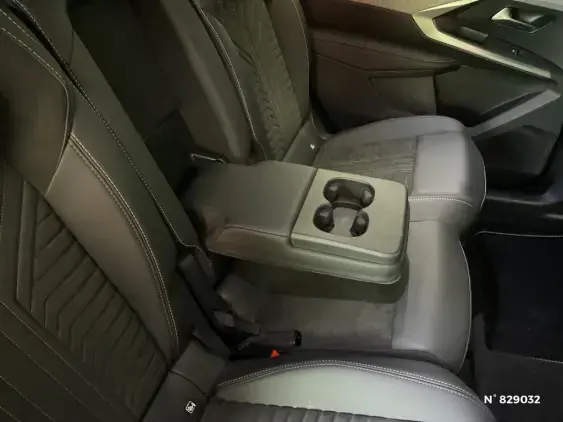 PEUGEOT 5008 III - voiture d'occasion - Photo 28