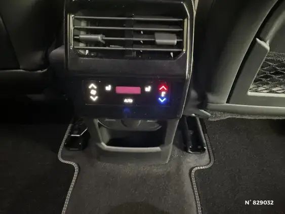 PEUGEOT 5008 III - voiture d'occasion - Photo 29