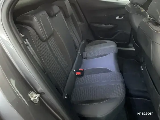 PEUGEOT 2008 II - voiture d'occasion - Photo 11