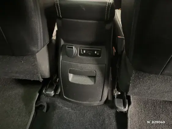RENAULT SCENIC IV - voiture d'occasion - Photo 26