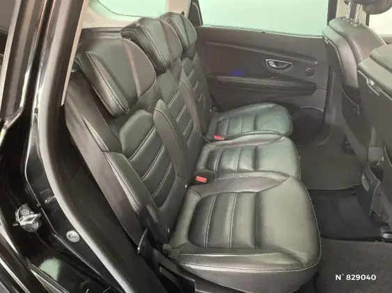 RENAULT SCENIC IV - voiture d'occasion - Photo 11