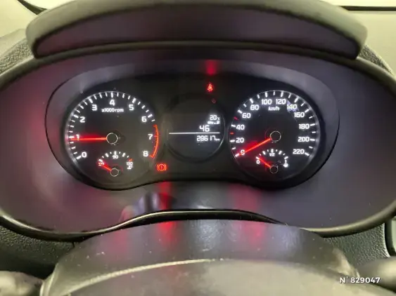 KIA PICANTO III - voiture d'occasion - Photo 12
