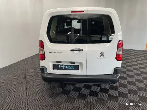 PEUGEOT PARTNER III - voiture d'occasion - Photo 6