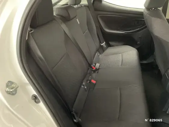 TOYOTA YARIS IV - voiture d'occasion - Photo 11