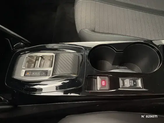 PEUGEOT 208 ELECTRIQUE II - voiture d'occasion - Photo 26