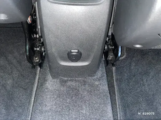 CITROEN C3 AIRCROSS - voiture d'occasion - Photo 26