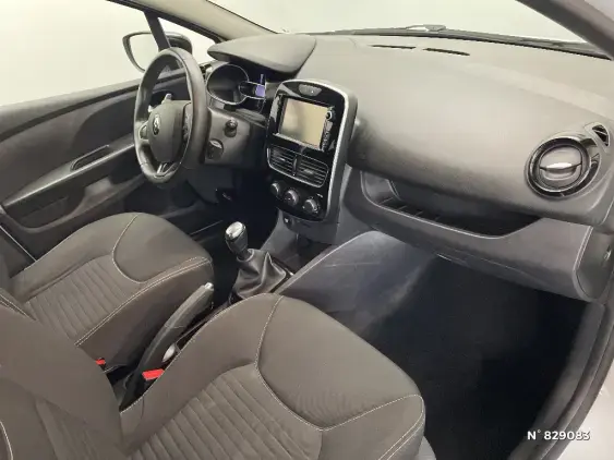 RENAULT CLIO IV - voiture d'occasion - Photo 10