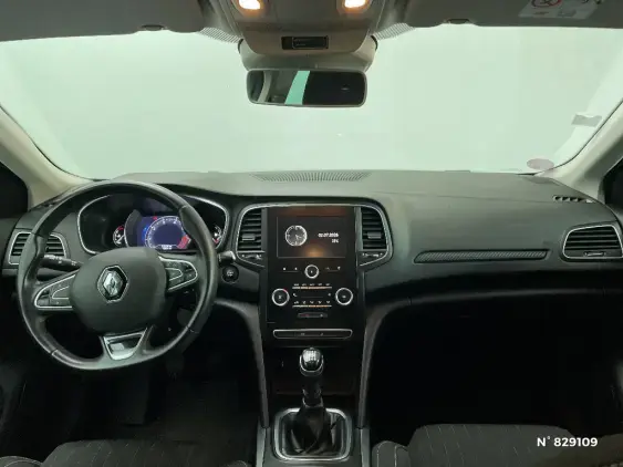 RENAULT MEGANE IV - voiture d'occasion - Photo 9