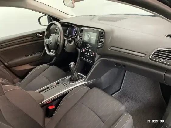 RENAULT MEGANE IV - voiture d'occasion - Photo 10