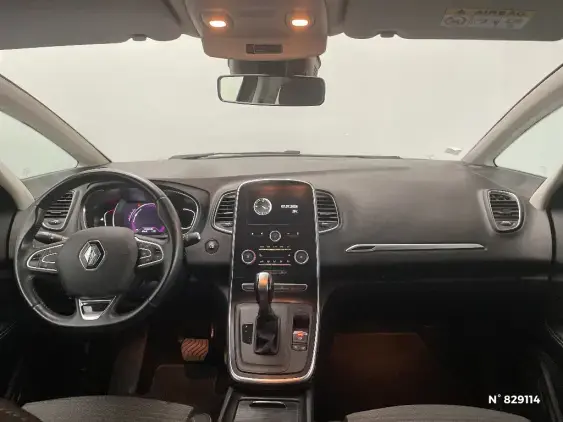 RENAULT SCENIC IV - voiture d'occasion - Photo 9