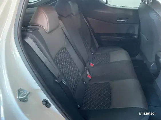 TOYOTA C-HR - voiture d'occasion - Photo 11