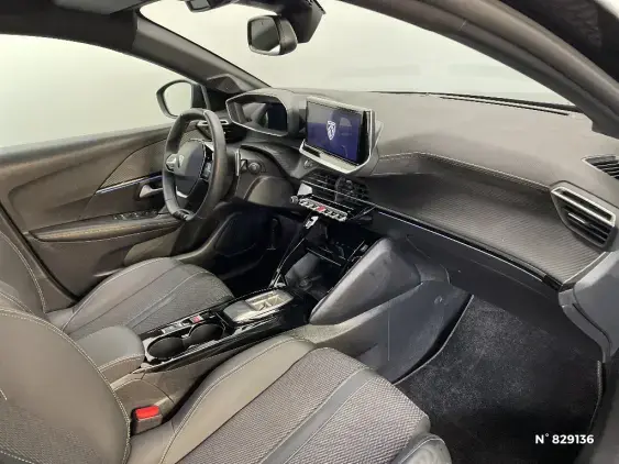 PEUGEOT 208 II - voiture d'occasion - Photo 10