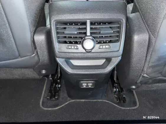 PEUGEOT 3008 II - voiture d'occasion - Photo 27