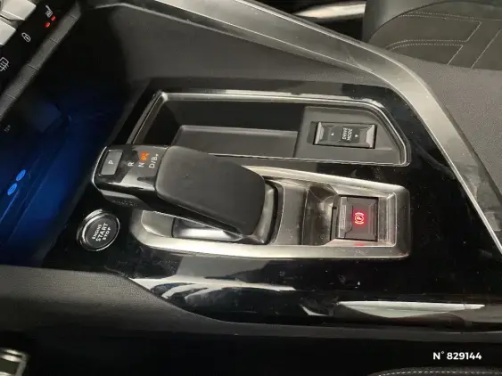 PEUGEOT 3008 II - voiture d'occasion - Photo 29