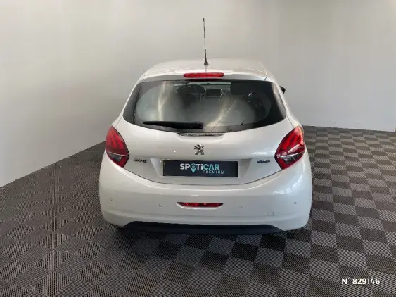 PEUGEOT 208 - voiture d'occasion - Photo 6