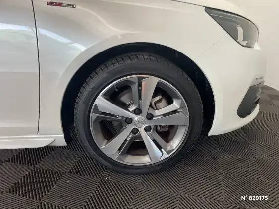 PEUGEOT 308 II - voiture d'occasion - Photo 8