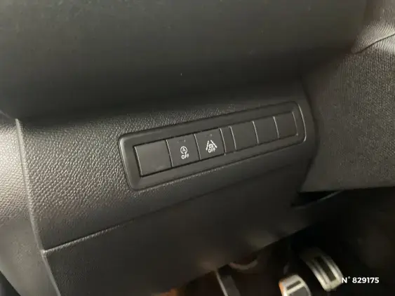 PEUGEOT 308 II - voiture d'occasion - Photo 15