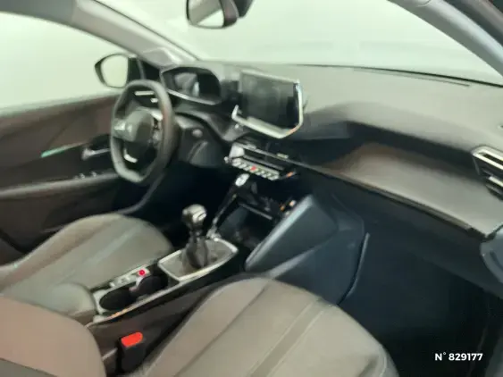 PEUGEOT 208 II - voiture d'occasion - Photo 10
