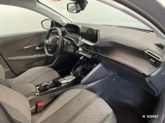 PEUGEOT 208 II - voiture d'occasion - Photo 10