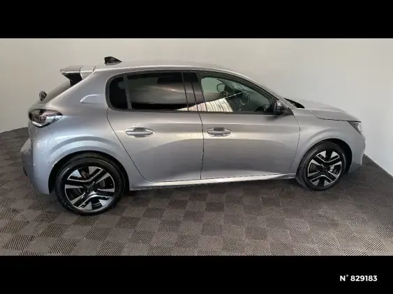 PEUGEOT 208 II - voiture d'occasion - Photo 5