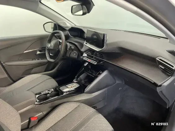 PEUGEOT 208 II - voiture d'occasion - Photo 10
