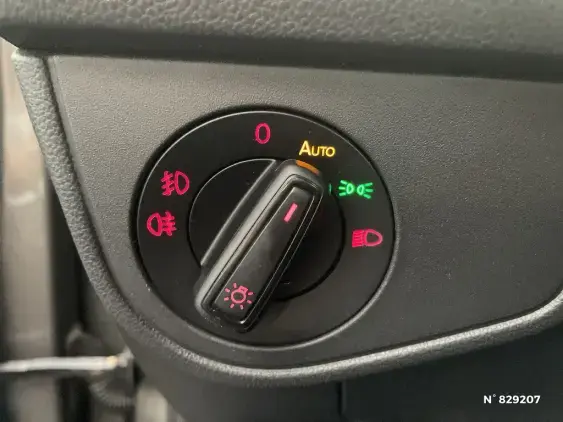 VOLKSWAGEN POLO VI - voiture d'occasion - Photo 15