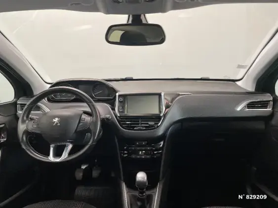 PEUGEOT 208 - voiture d'occasion - Photo 9