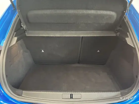 PEUGEOT 208 ELECTRIQUE II - voiture d'occasion - Photo 6