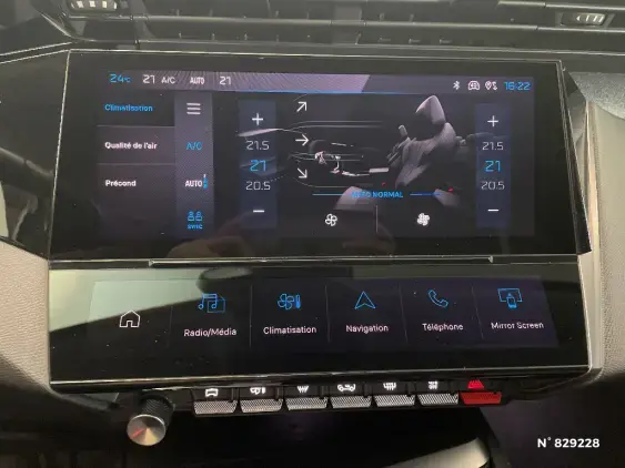 PEUGEOT 308 III - voiture d'occasion - Photo 11