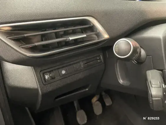 PEUGEOT 5008 II - voiture d'occasion - Photo 15