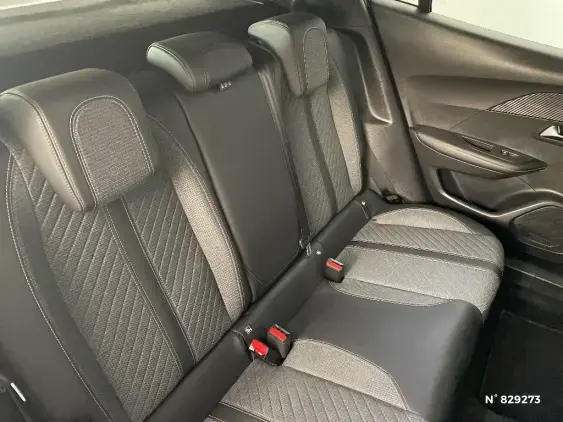 PEUGEOT 2008 II - voiture d'occasion - Photo 11