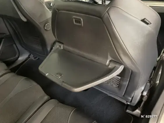 PEUGEOT 5008 II - voiture d'occasion - Photo 28