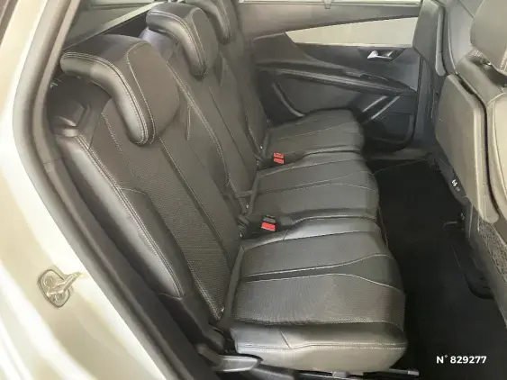 PEUGEOT 5008 II - voiture d'occasion - Photo 11