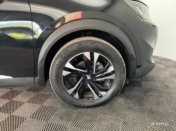 PEUGEOT 2008 II - voiture d'occasion - Photo 8