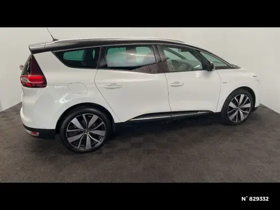 RENAULT SCENIC IV - voiture d'occasion - Photo 5
