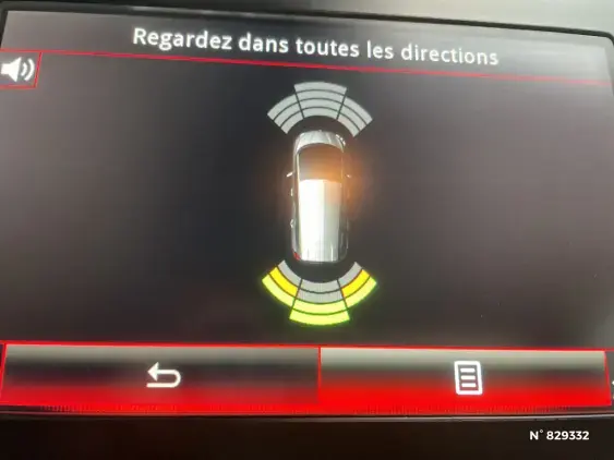 RENAULT SCENIC IV - voiture d'occasion - Photo 14