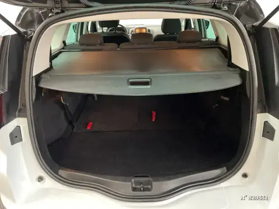RENAULT SCENIC IV - voiture d'occasion - Photo 7