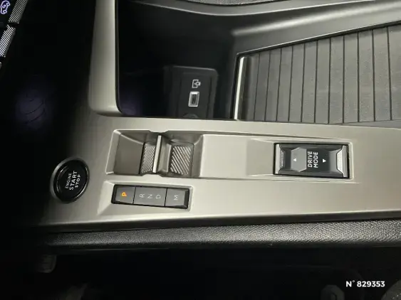 PEUGEOT 308 III - voiture d'occasion - Photo 15